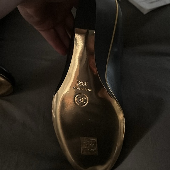 CHANEL 23B Leather Wedge Bootie (with CC LOGO* Cap-Toe detail) - Picture 7 of 8